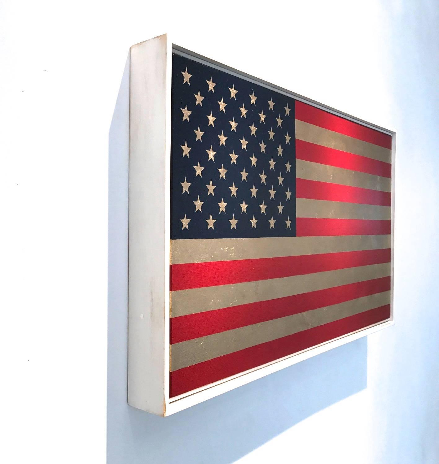 „Stars and Stripes“ Americana Pop 23 Karat Blattgold/Rotes/Blaues/Blaues Ölgemälde, Flaggengemälde – Painting von Charlotte Andry Gibbs