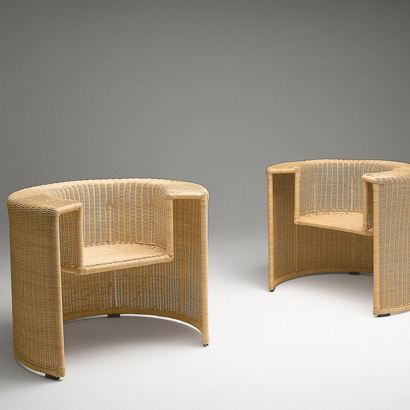 Charlotte Armchair by Mario Botta In New Condition For Sale In Milan, IT