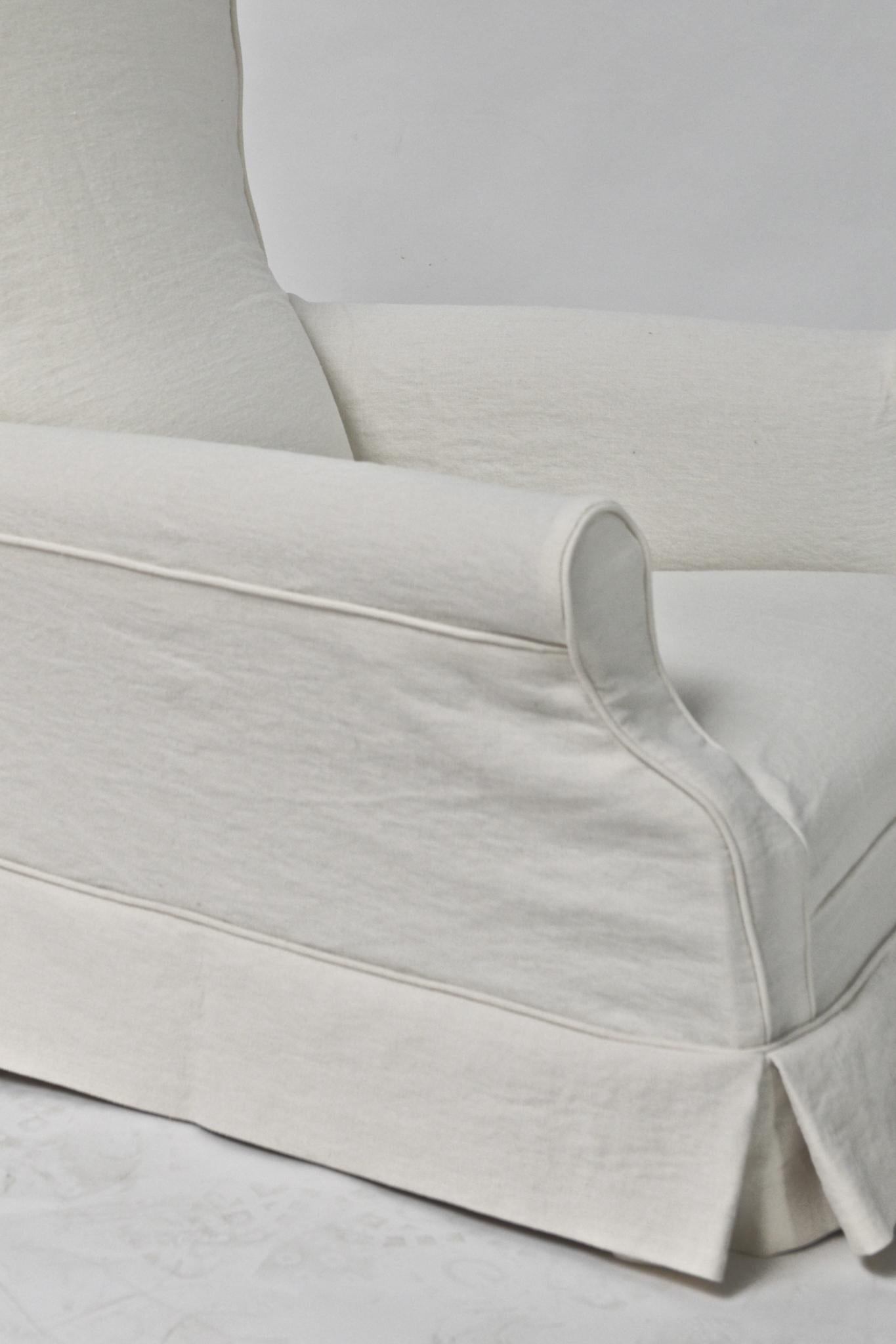 Belge Fauteuil club Charlotte par am designs en vente