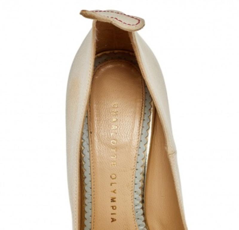  Charlotte Olympia - Escarpins à plateforme Dolly en tissu beige, taille 38 Pour femmes 