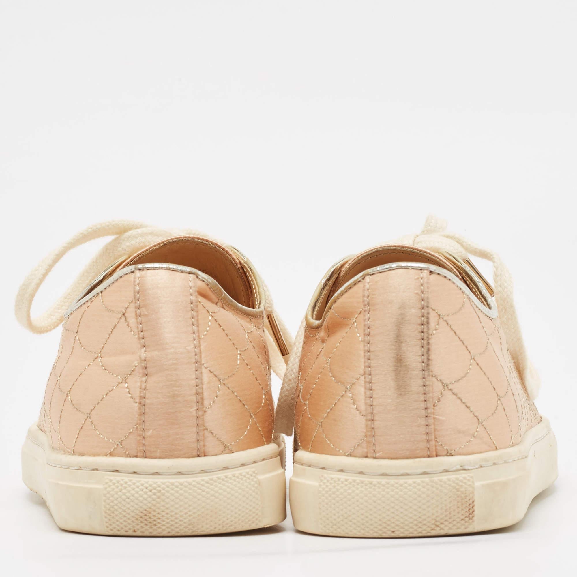 De las mujeres Charlotte Olympia Zapatillas con cordones de piel y satén beige talla 36 en venta