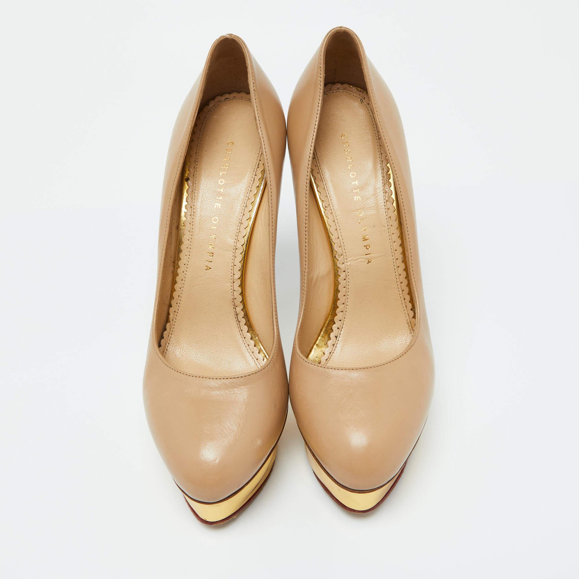 Beige Charlotte Olympia, pelle beige, Pumps con piattaforma Dolly, misura 39.5 in vendita