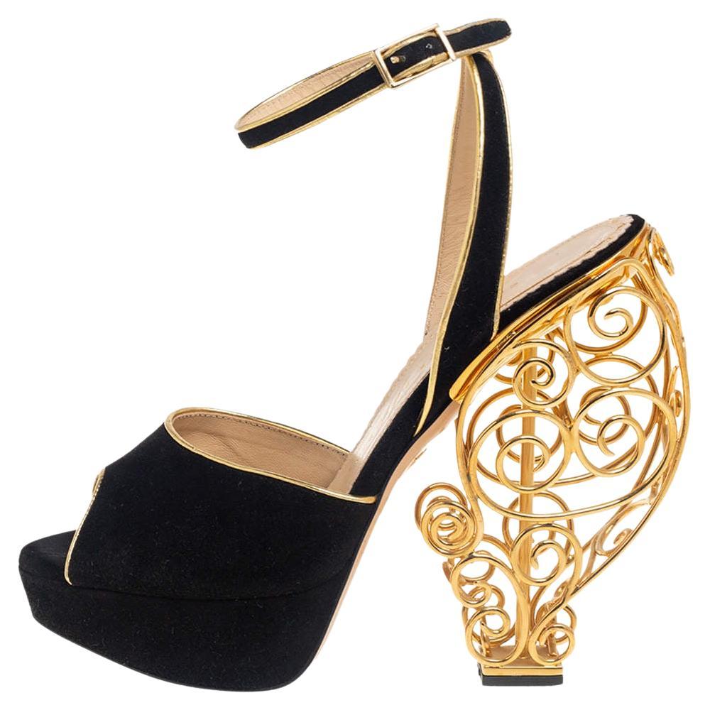 Charlotte Olympia - Sandales Avalon à talons avec bouts ouverts, noires et dorées, taille 39 en vente