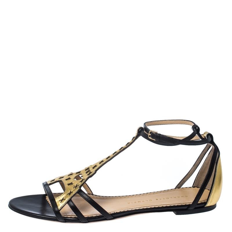 You'll love flaunting these sandals from Charlotte Olympia as they are stylish and comfortable. Crafted from leather, they flaunt a strappy design with open toes, buckle straps and Eiffel tower details on the vamps. They'll look perfect with dresses