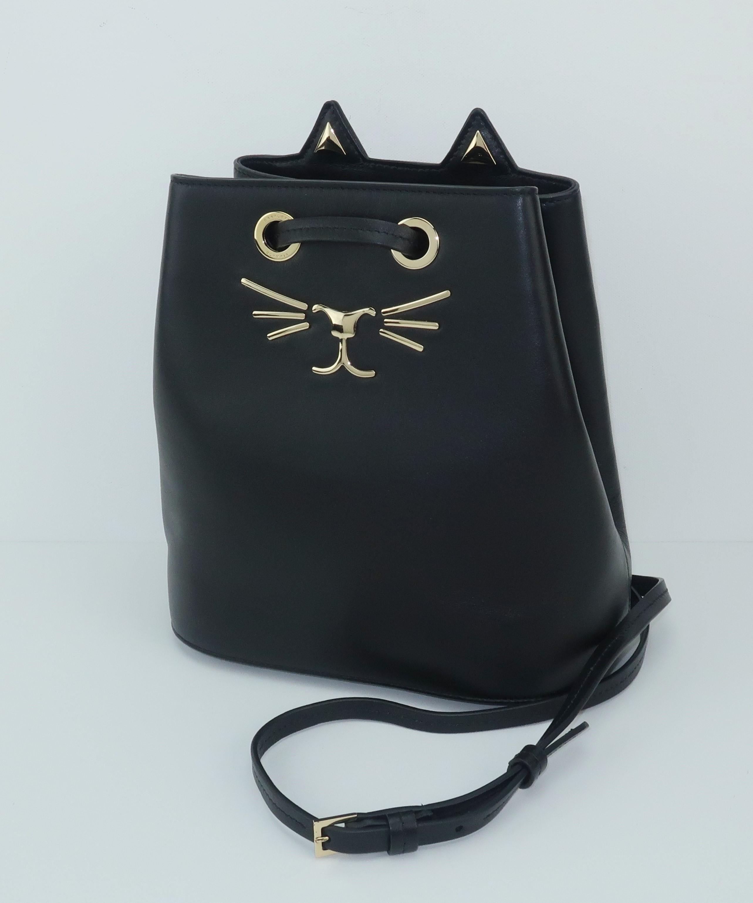 Charlotte Olympia Black Leather Kitty Bucket Handbag In Excellent Condition In Atlanta, GA