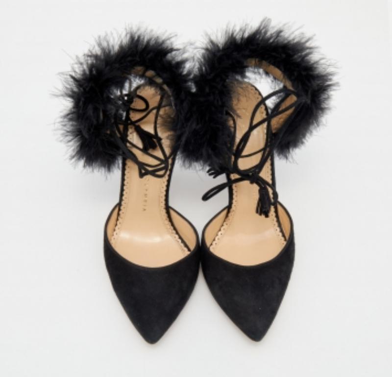 Charlotte Olympia Black Ostrich Feather and Suede Sandals Size 36 In Good Condition For Sale In Dubai, Al Qouz 2