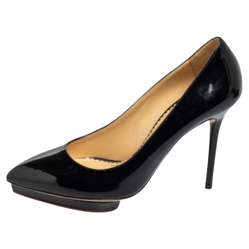 Charlotte Olympia - Escarpins à plateforme en cuir verni noir Taille 38 en vente