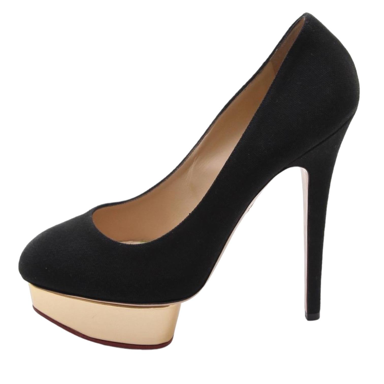 CHARLOTTE OLYMPIA Pompa con plateau nero DOLLY Tacco in tela d'oro Sz 40 In condizioni buone in vendita a Hollywood, FL