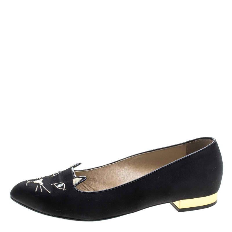 Adorn your feet with these pretty flats from Charlotte Olympia. They come crafted from satin and styled with kitty face embroidery on the uppers and heels sized to provide comfort at every step. Flaunt these cute flats wherever you go and be sure to