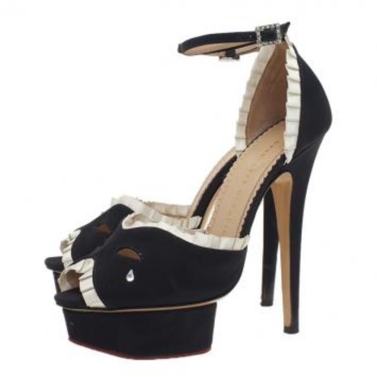 Charlotte Olympia Noir Satin Masquerade Ankle Strap Platform Sandals Size 38 en vente 7