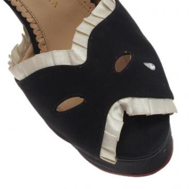 Charlotte Olympia Noir Satin Masquerade Ankle Strap Platform Sandals Size 38 Bon état - En vente à Dubai, Al Qouz 2