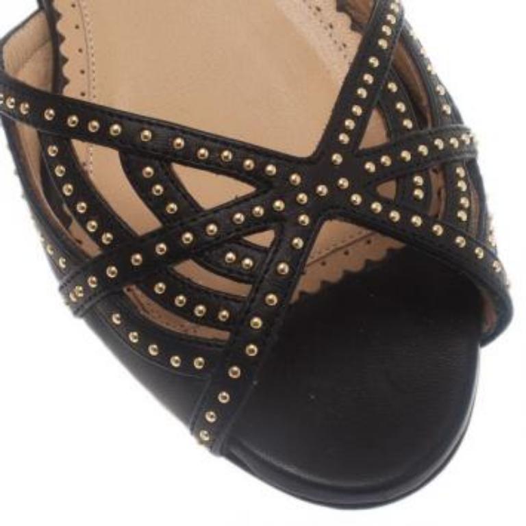Charlotte Olympia - Sandales à brides Octavia en cuir noir clouté - Taille 35,5 en vente 3
