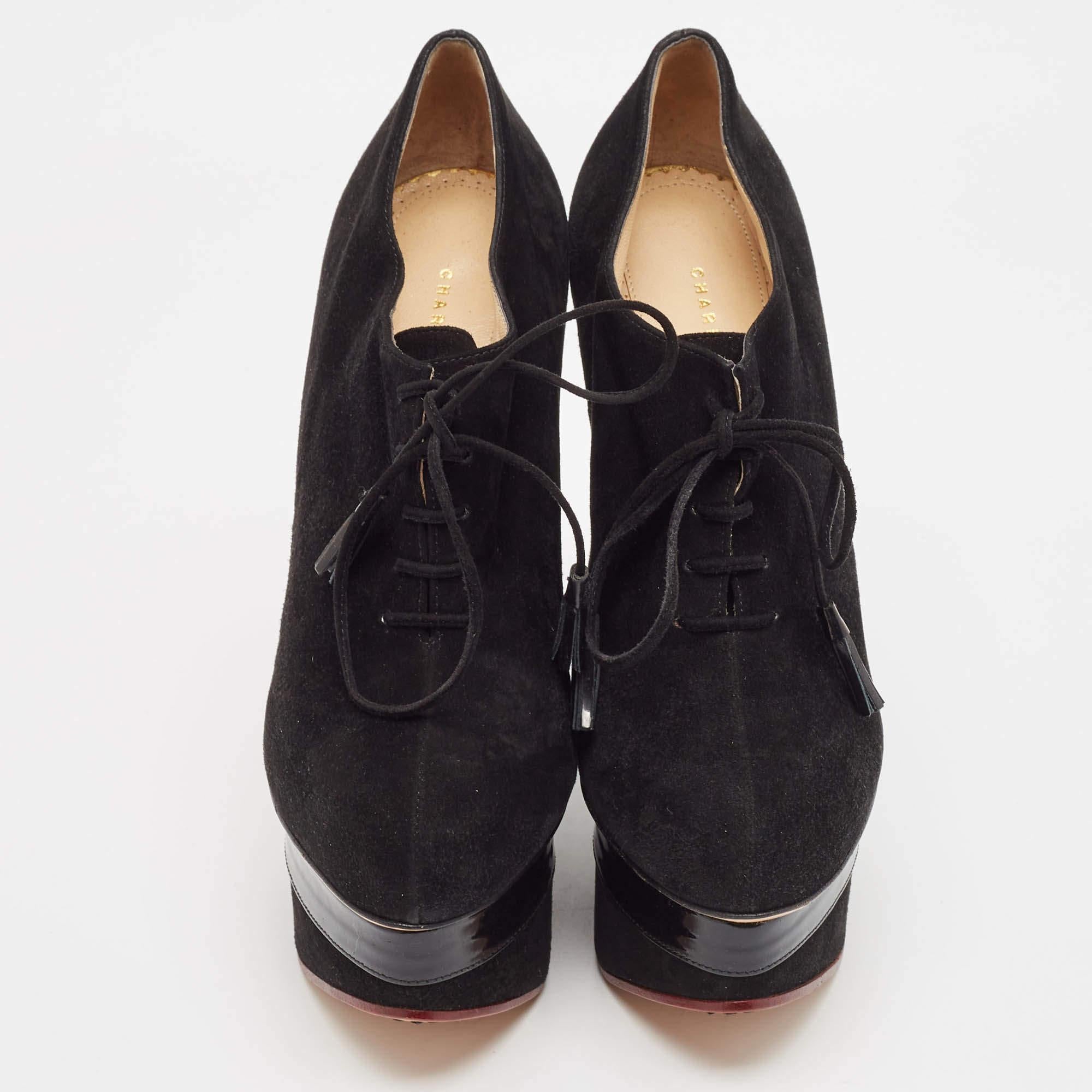 Charlotte Olympia Black Suede and Patent Leather Martha Wedge Booties Size 40 In Excellent Condition For Sale In Dubai, Al Qouz 2