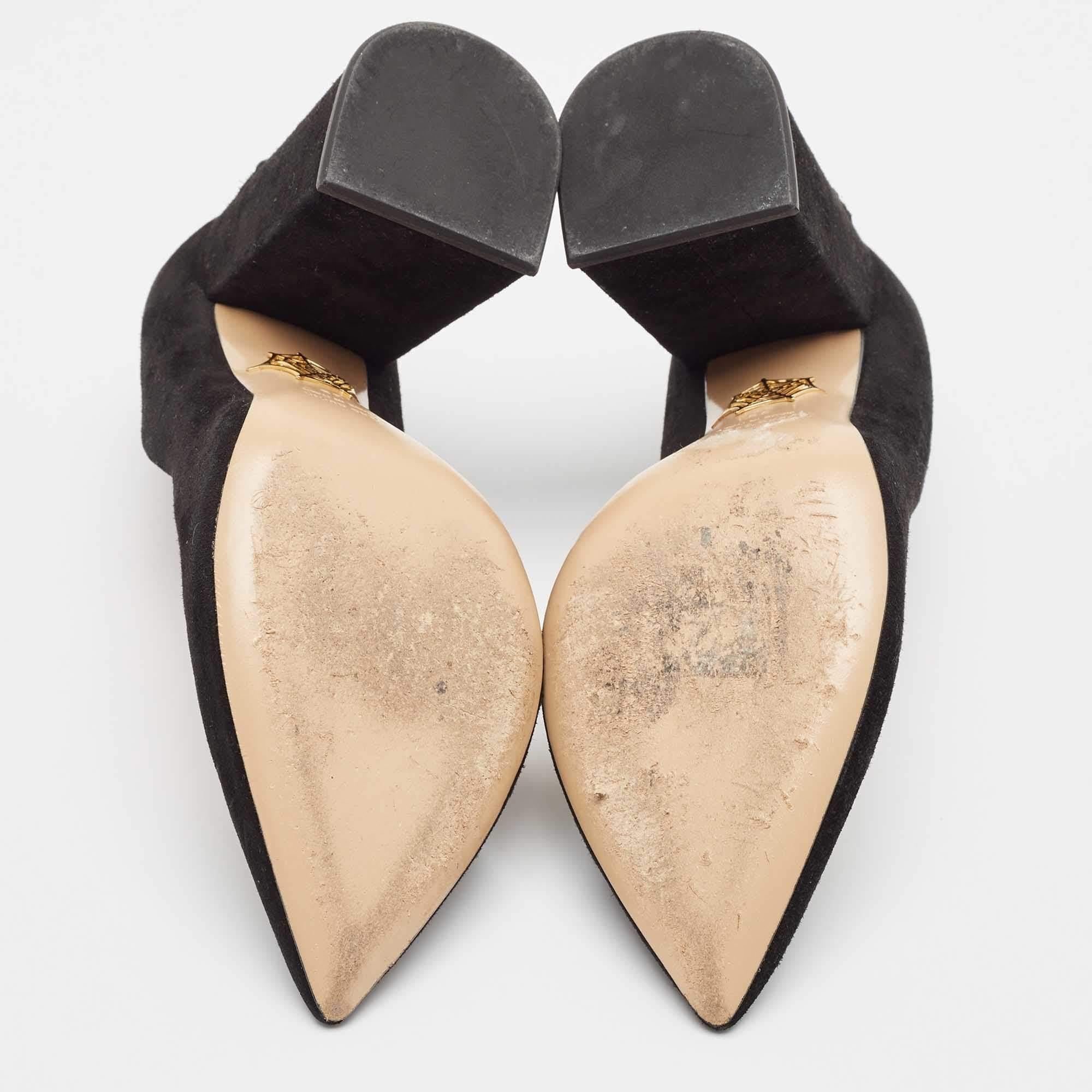 Charlotte Olympia - Escarpins en daim noir à talon bloc - Taille 39 en vente 1