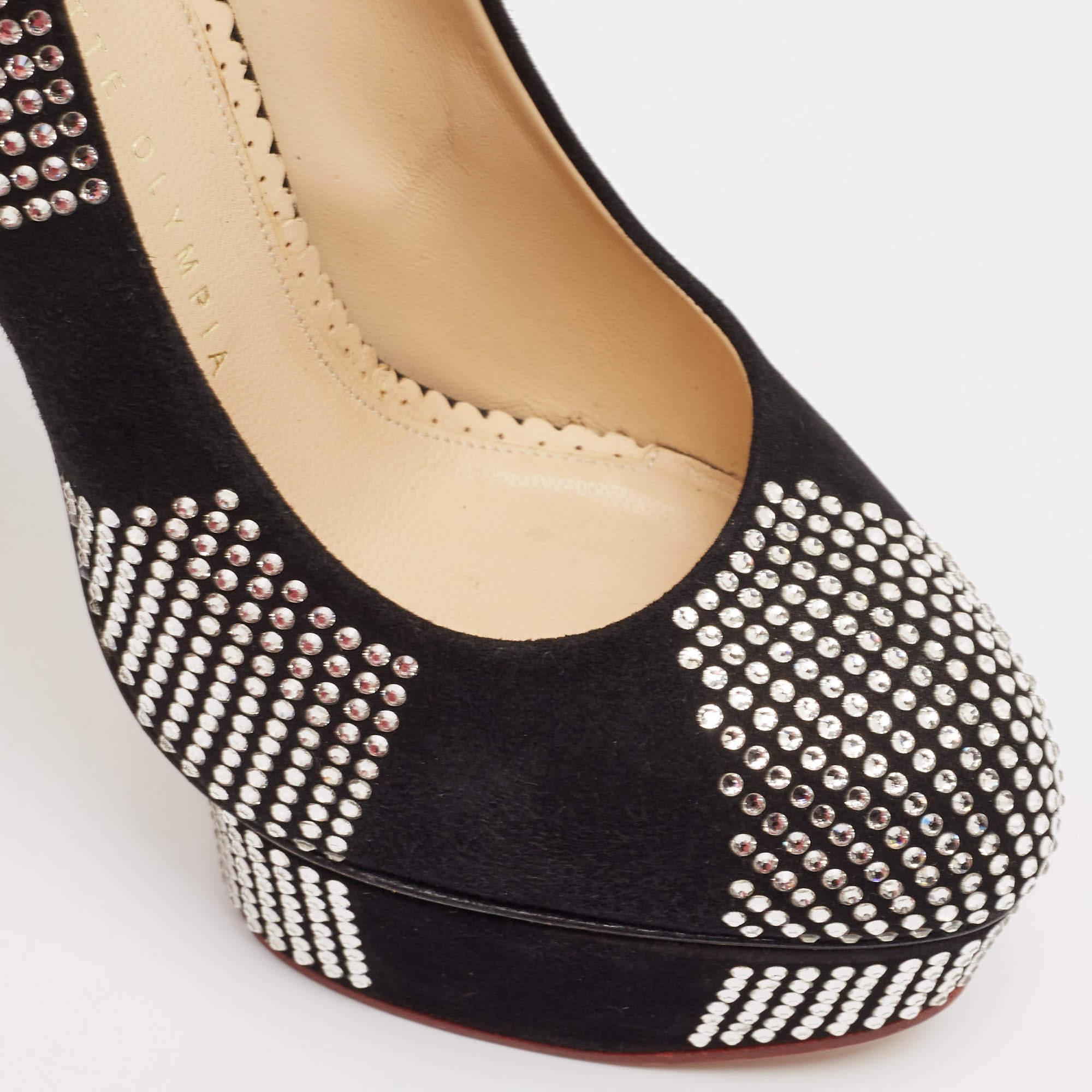 Charlotte Olympia - Escarpins à plateforme Dolly en daim noir - Taille 37.5 en vente 2