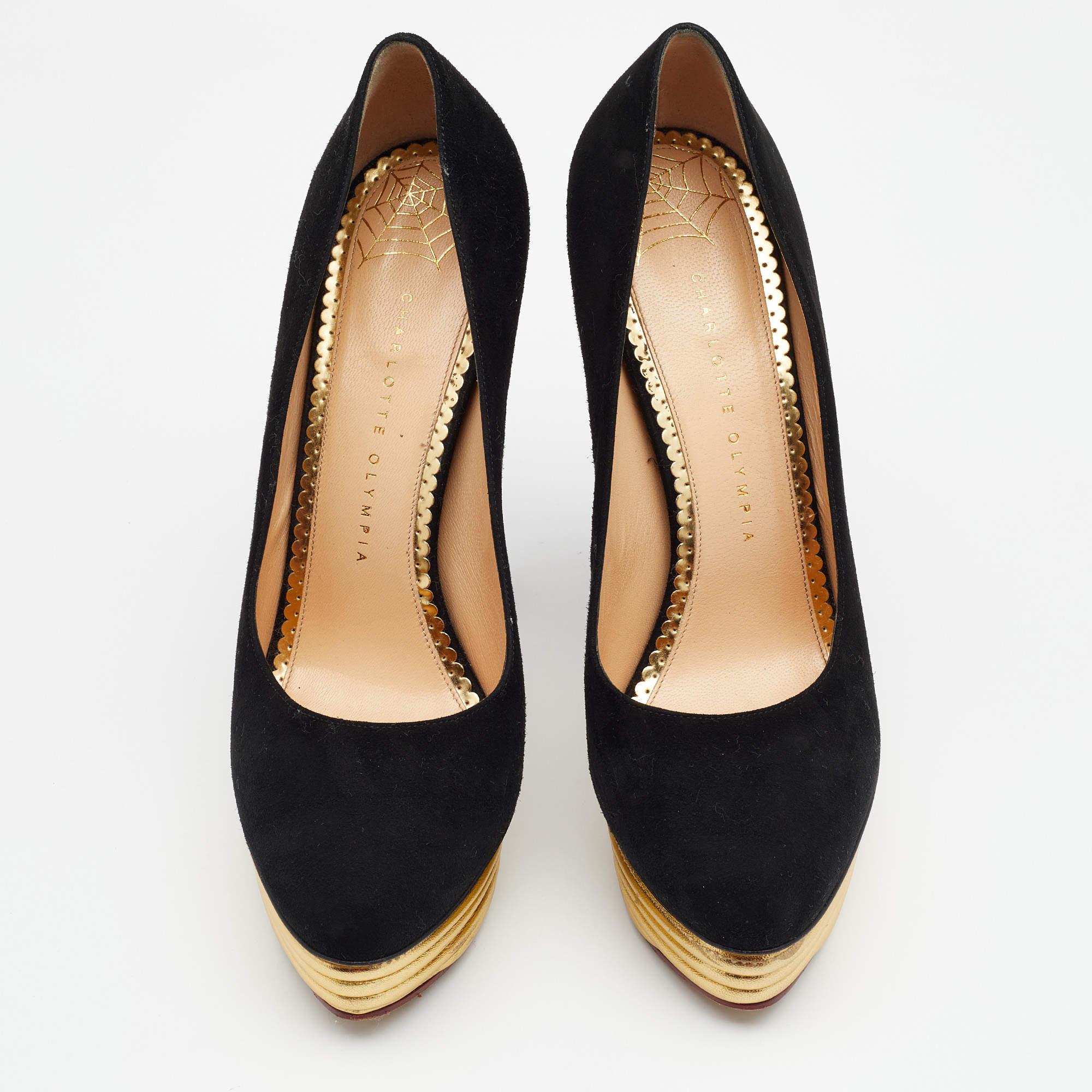 Charlotte Olympia Black Suede Dolly Platform Pumps Size 41 In Good Condition In Dubai, Al Qouz 2