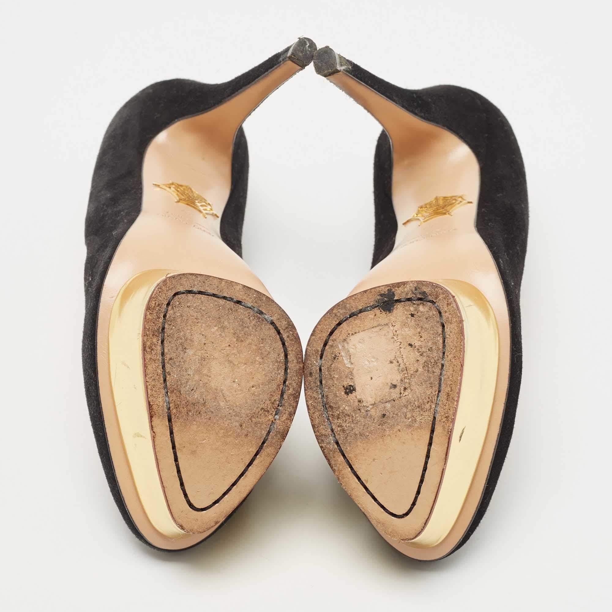 Charlotte Olympia - Escarpins Dolly en daim noir - Taille 39 en vente 1