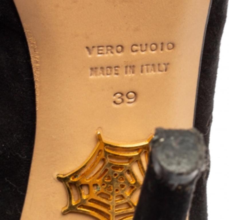 Charlotte Olympia - Bottines en daim noir avec découpe en forme de feuille Eve - Taille 39 en vente 2