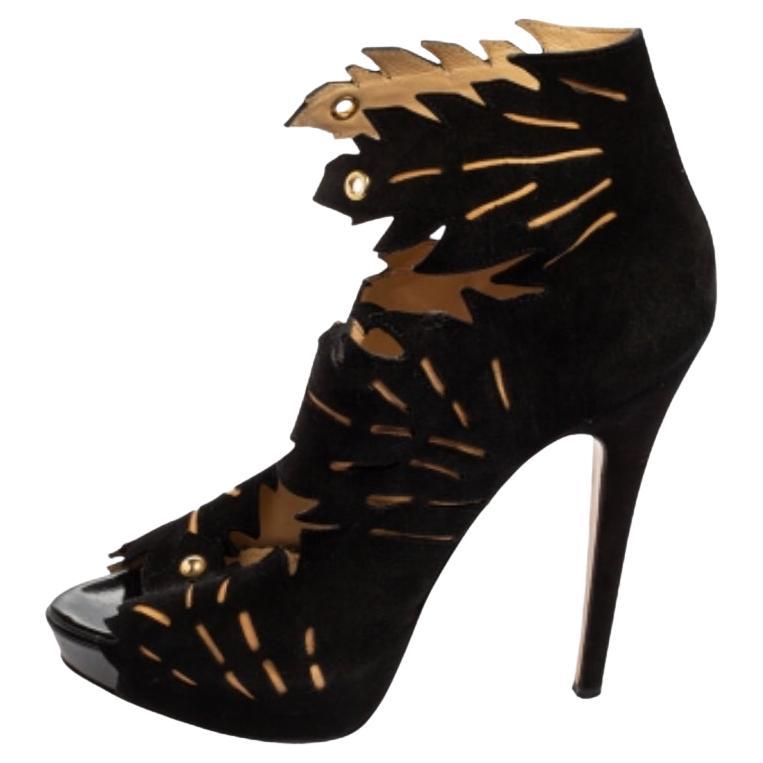 Charlotte Olympia - Bottines en daim noir avec découpe en forme de feuille Eve - Taille 39 en vente