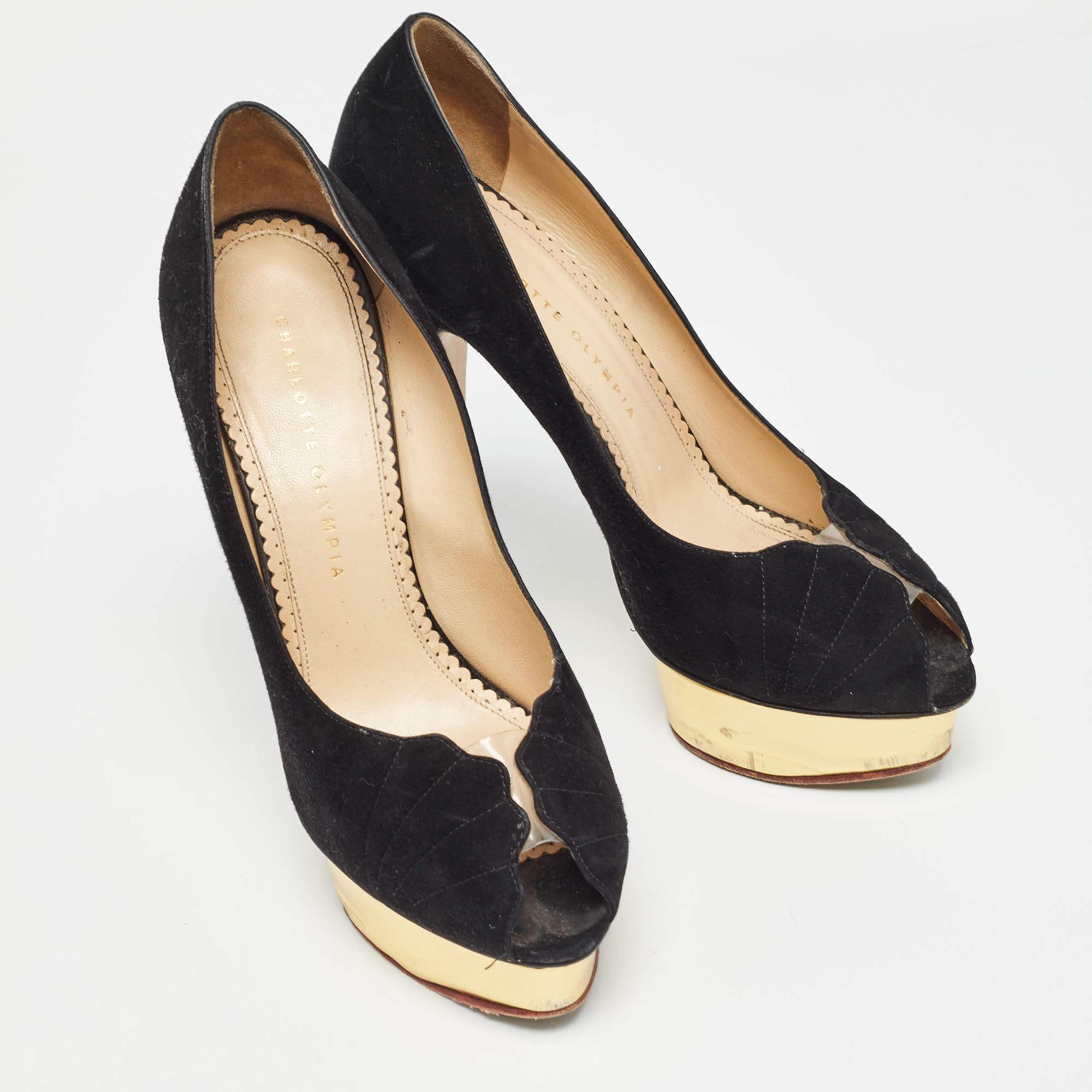 Charlotte Olympia - Escarpins à plateforme en daim noir - Taille 40 État moyen - En vente à Dubai, Al Qouz 2