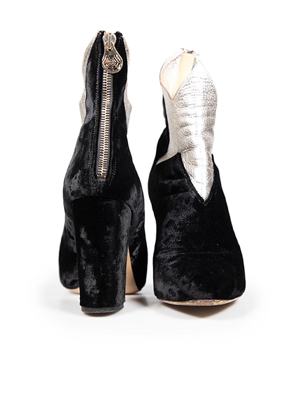 Noir Charlotte Olympia Bottes en velours noir avec étoile argentée Taille IT 37 en vente