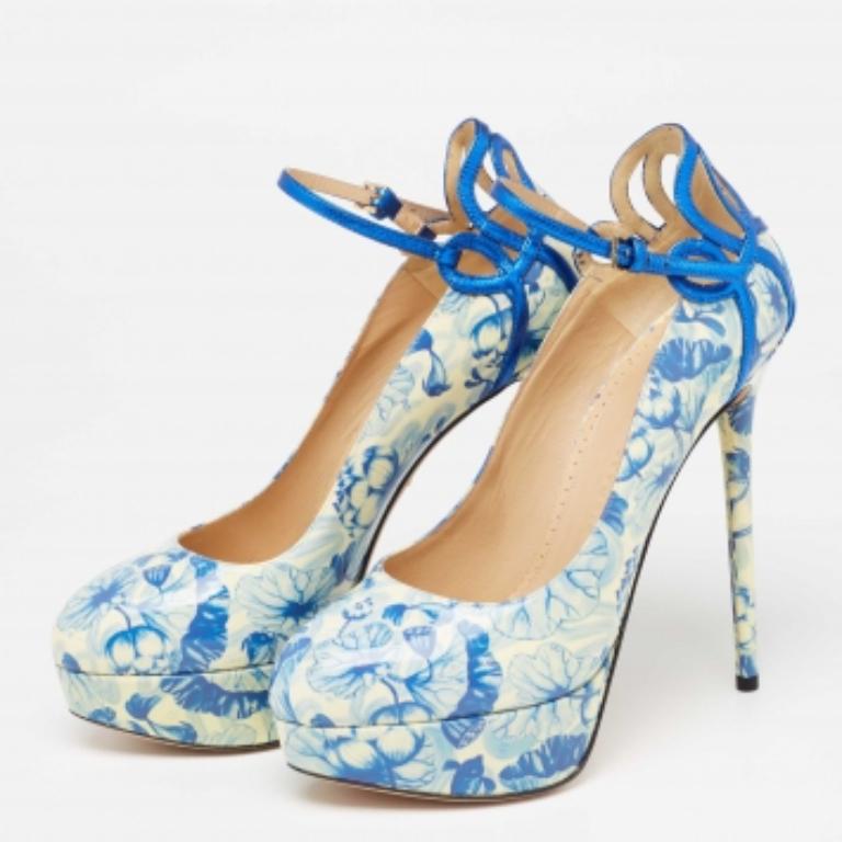 Gray Charlotte Olympia Blue Ming Koi Carp Print Patent Leather Ankle Strap Pumps 39 For Sale