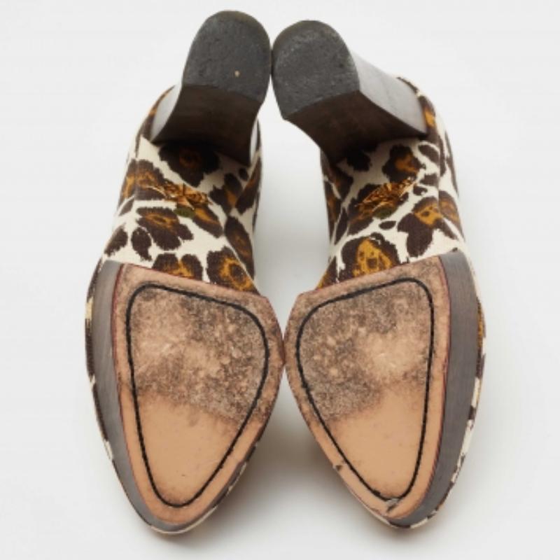 Noir Charlotte Olympia Brown Canvas Leopard Print Platform Pumps Size 40 en vente