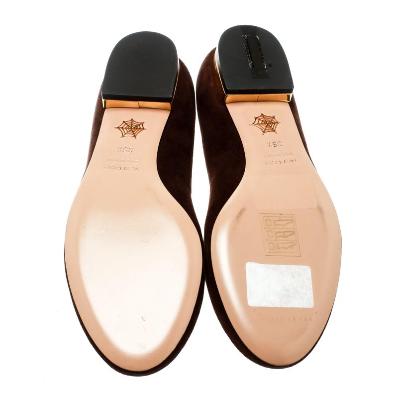 Charlotte Olympia Brown Suede Taurus Smoking Slippers Size 35.5 In New Condition In Dubai, Al Qouz 2
