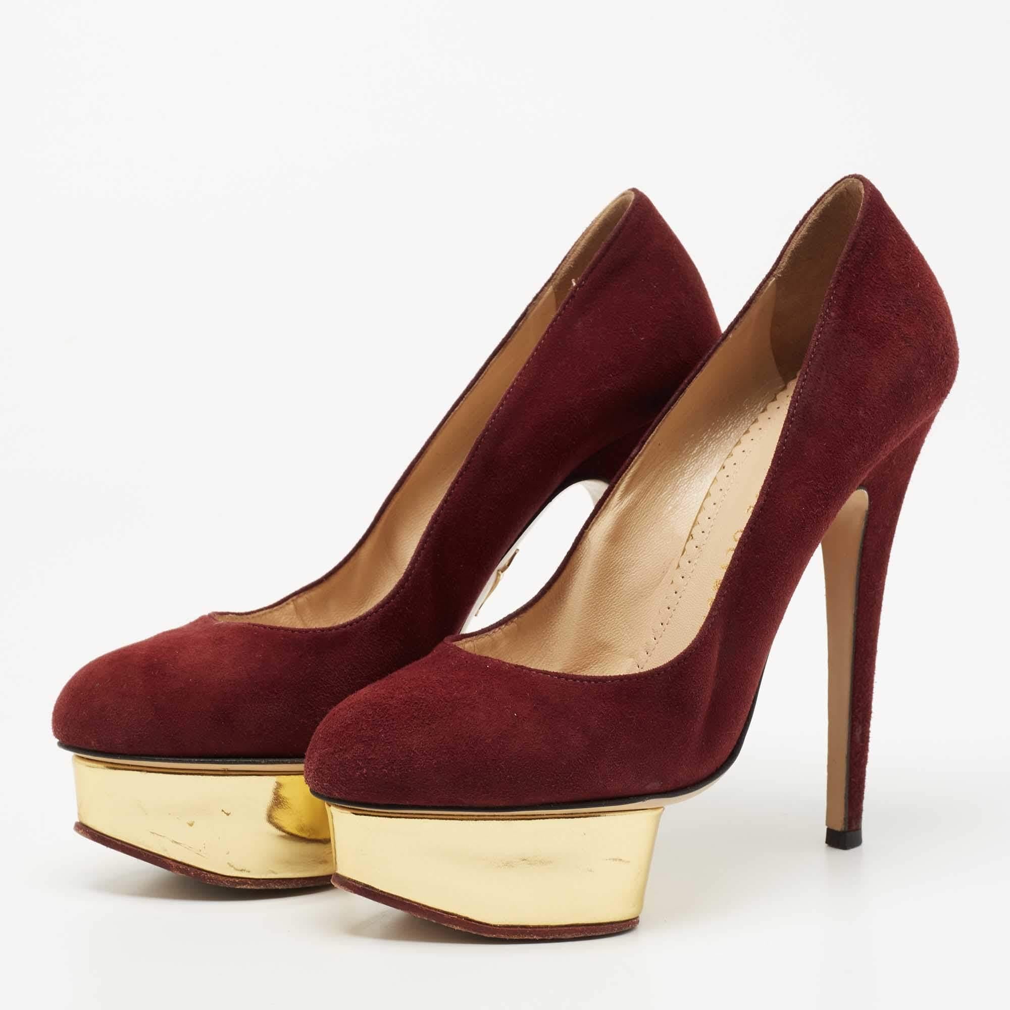 Exhibit an elegant style with this pair of pumps. These elegant shoes are crafted from quality materials. They are set on durable soles and sleek heels.
