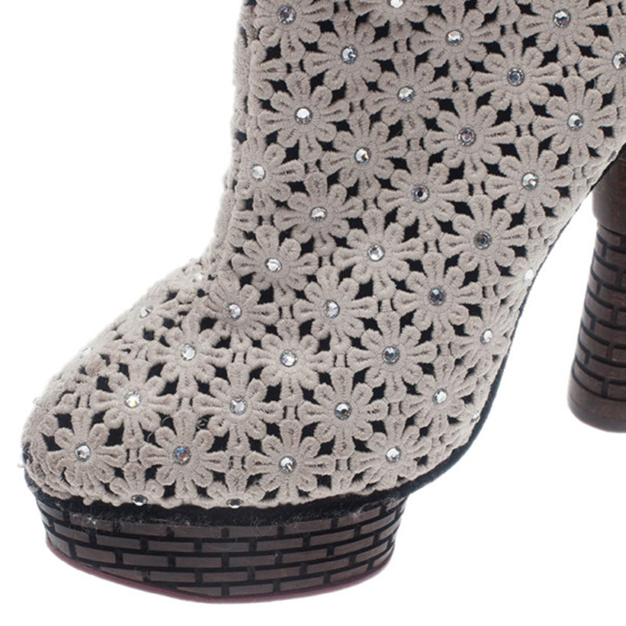 Charlotte Olympia Cream Damsel In Distress Crocheted Ankle Boots Size 36.5 2