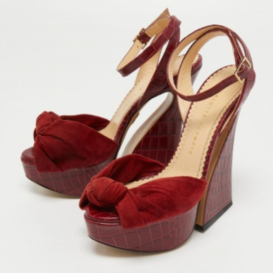 Charlotte Olympia Sandalias con correa en el tobillo de ante y piel con relieve de cocodrilo talla 36 en venta 3