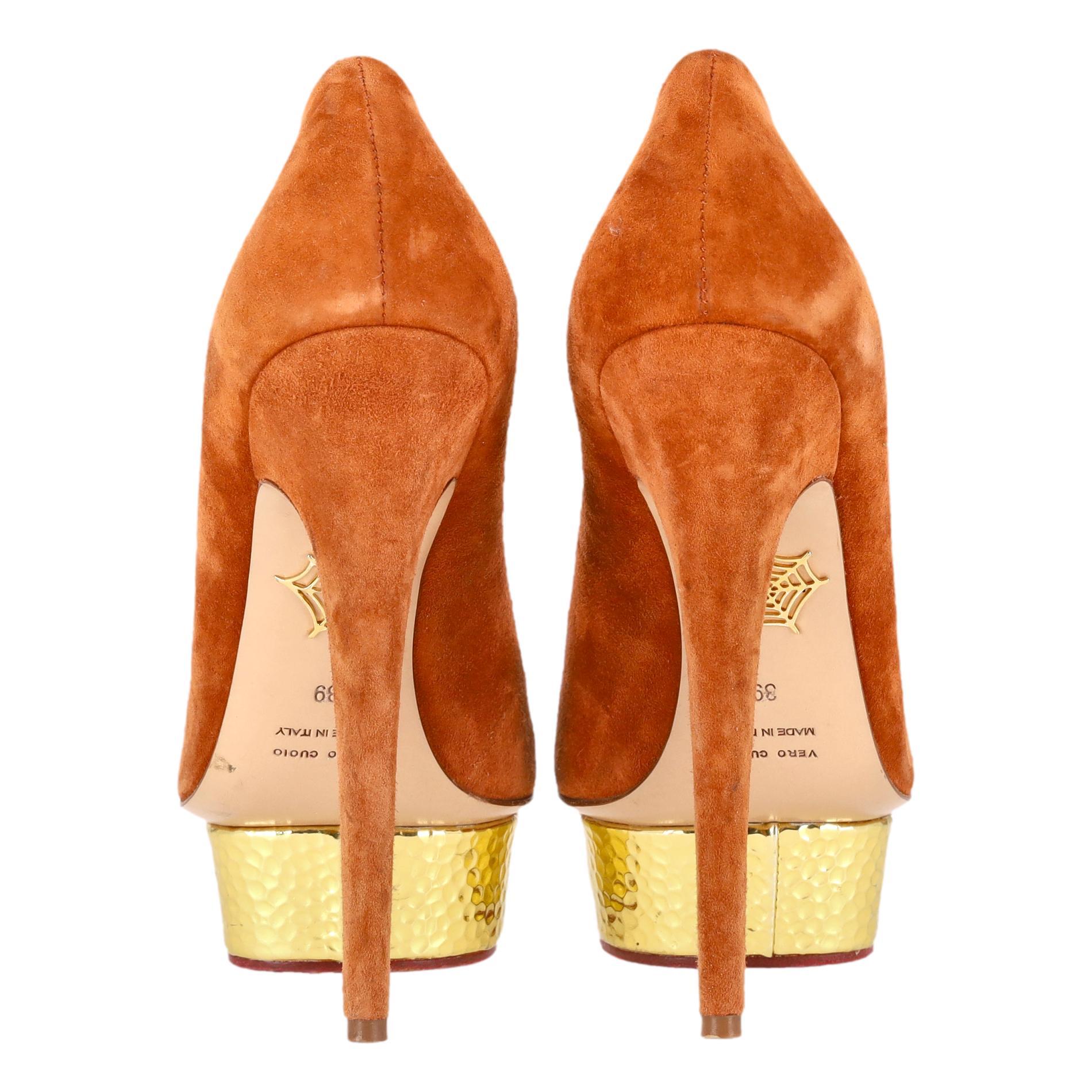 Escarpins Dolly à plateforme métallique de Charlotte Olympia Bon état - En vente à London, GB