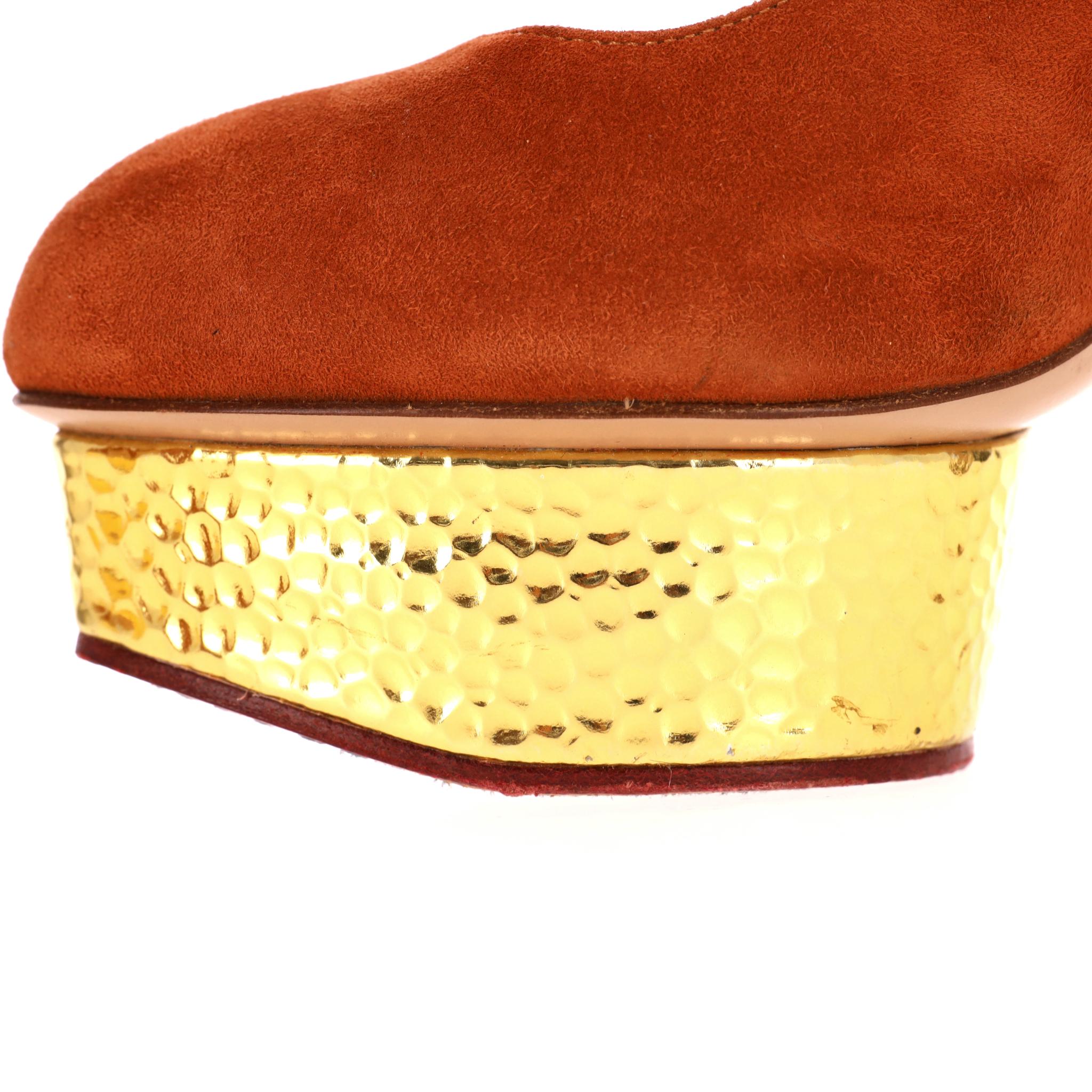 Escarpins Dolly à plateforme métallique de Charlotte Olympia en vente 4