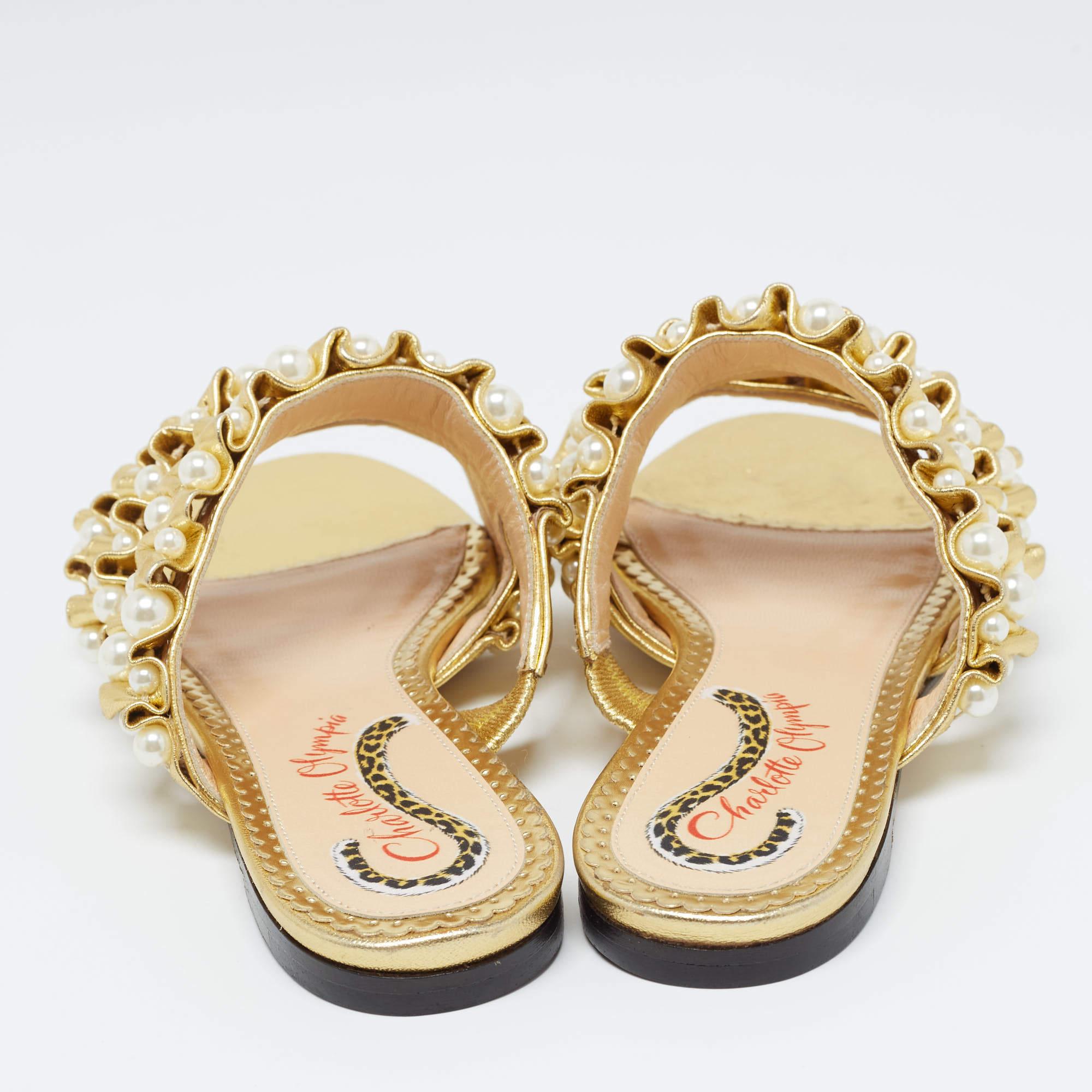 Charlotte Olympia Gold Pleated Leather Pearl Embellished Flats Size 35 For Sale 1