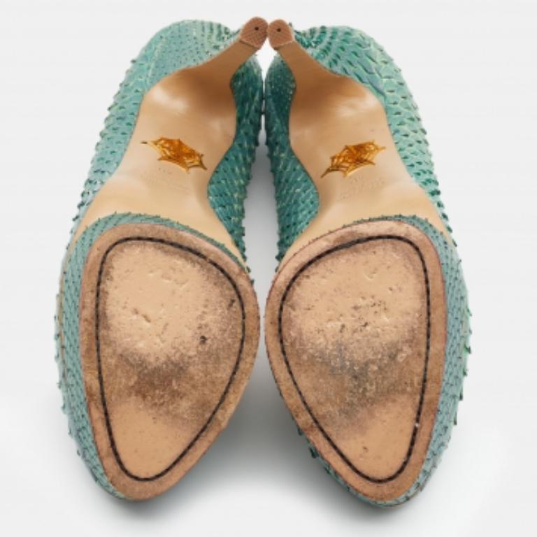 Escarpins à plateforme Priscilla en cuir python vert/bleu Charlotte Olympia Taille 40 en vente 2