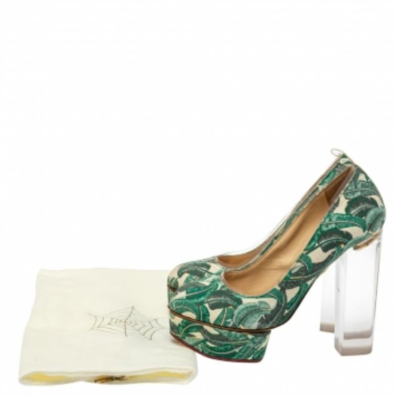 Charlotte Olympia - Escarpins à plateforme Mabel en toile imprimée et PVC Taille 35 Pour femmes en vente