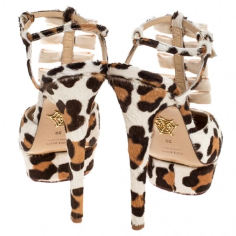 Charlotte Olympia - Sandales à plateforme avec nœud en satin de poils de veau léopard - Taille 39 en vente 2