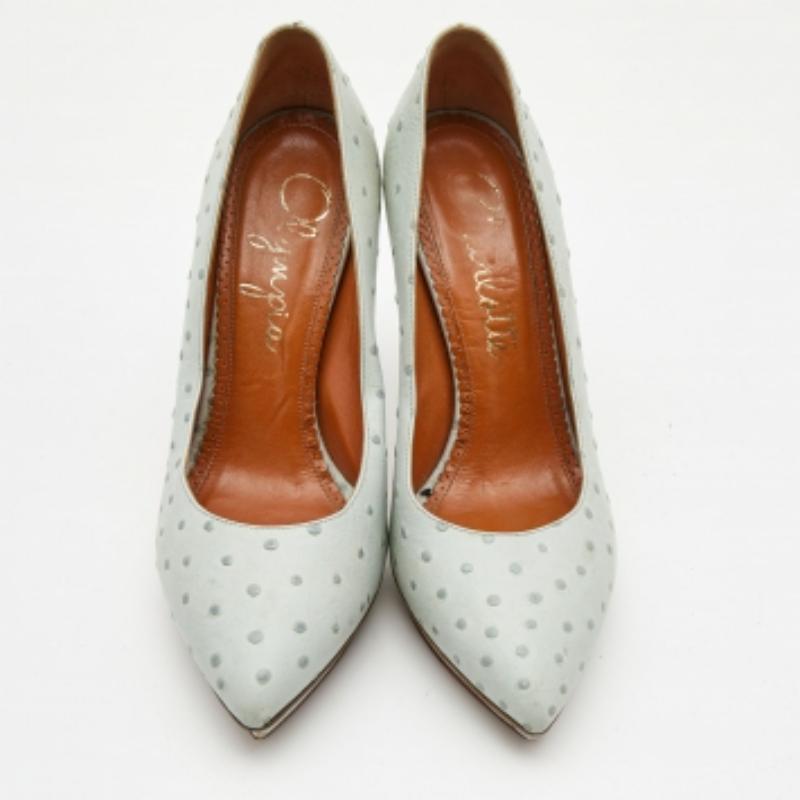 Charlotte Olympia Bombas Debbie de piel de avestruz en relieve azul claro Talla 39 en venta 3