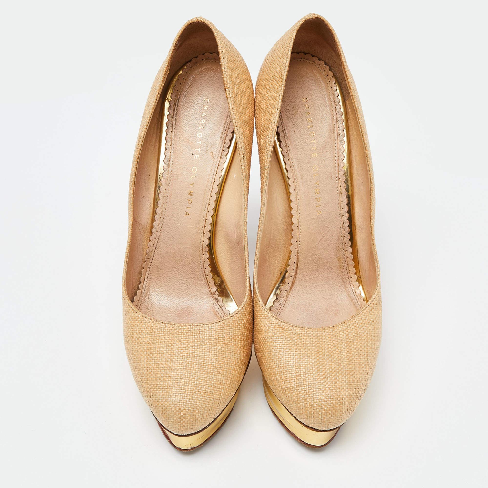 Beige Charlotte Olympia Light Brown Raffia Dolly Pumps Size 42 For Sale