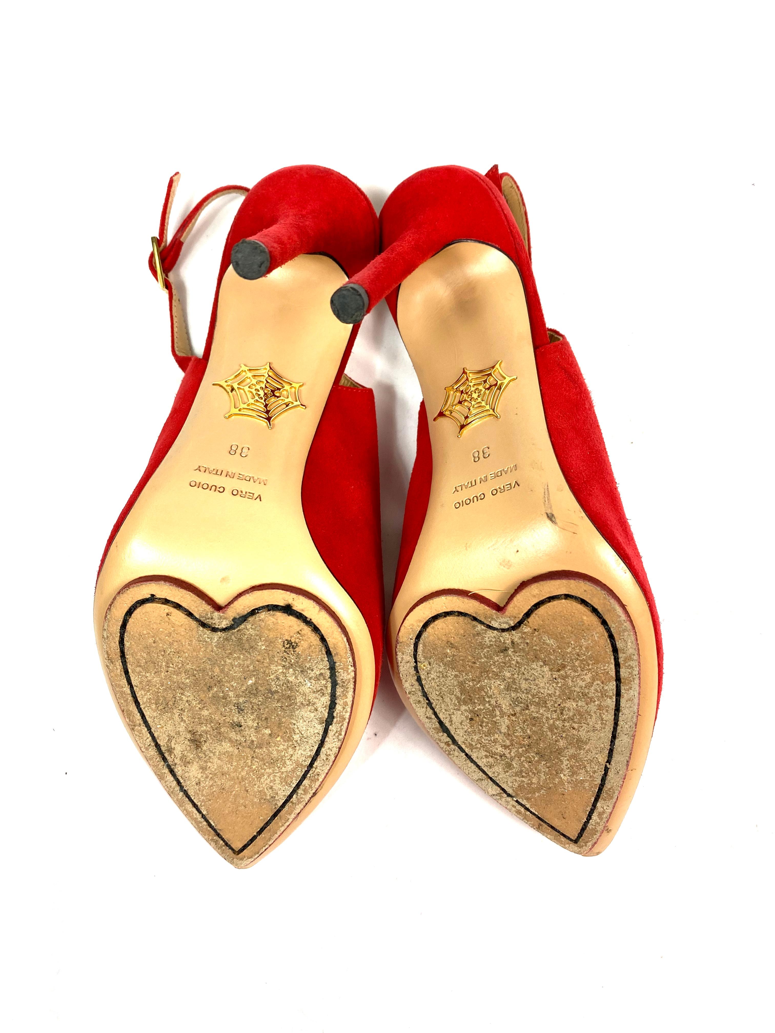 Charlotte Olympia Monroe Slingback Red Suede Pump Heels Size 38 In Excellent Condition In Beverly Hills, CA