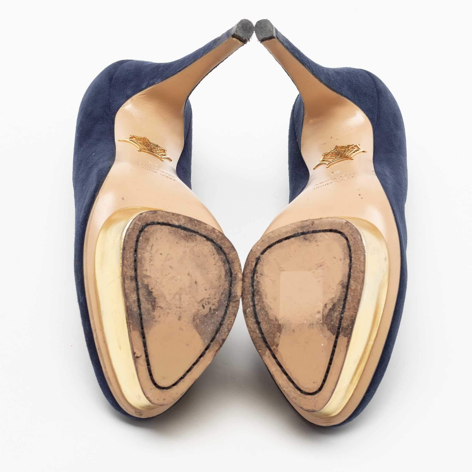 Charlotte Olympia Marineblaue Wildleder Dolly Plateau Pumps Größe 38 1