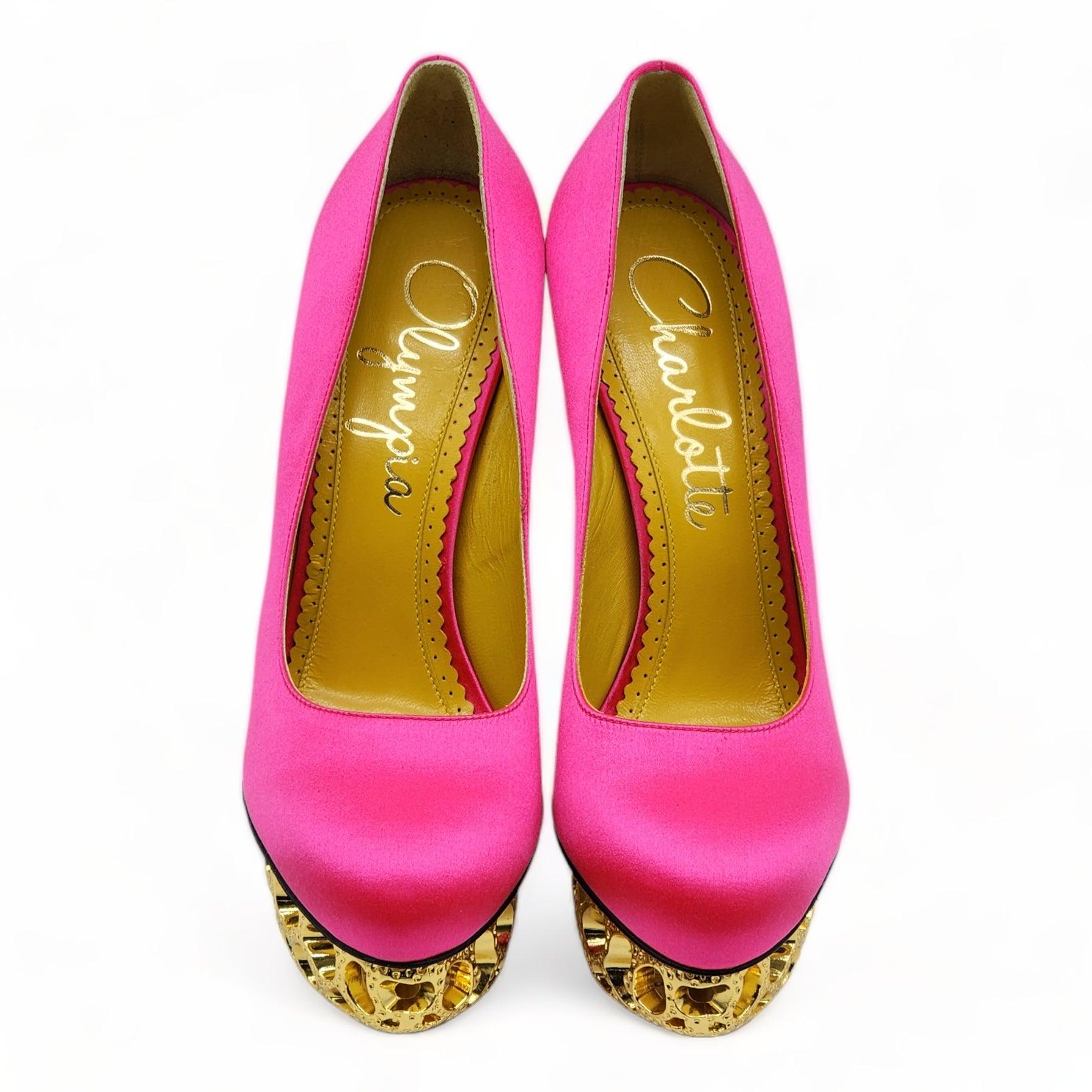 Charlotte Olympia Objects Rosa.

Informazioni aggiuntive:
Materiale: Seta
Colore: rosa
Dimensioni: 7.5 US
Paese: Italia
Include: Sacchetto antipolvere
Dimensioni: Tacco 5
Disponibile in altre taglie: 8 US