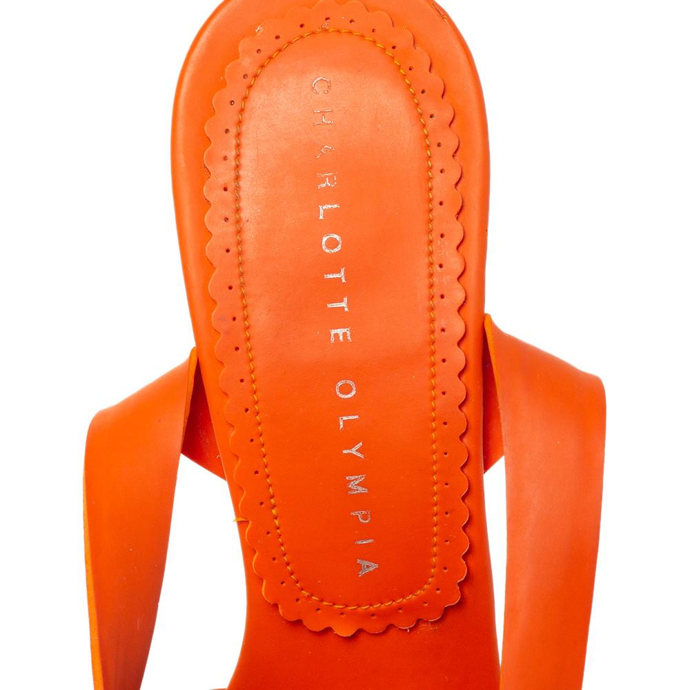 Charlotte Olympia Orange Vinyl Leather Serena Bow Ankle Strap Sandals Size 35.5 In Good Condition In Dubai, Al Qouz 2