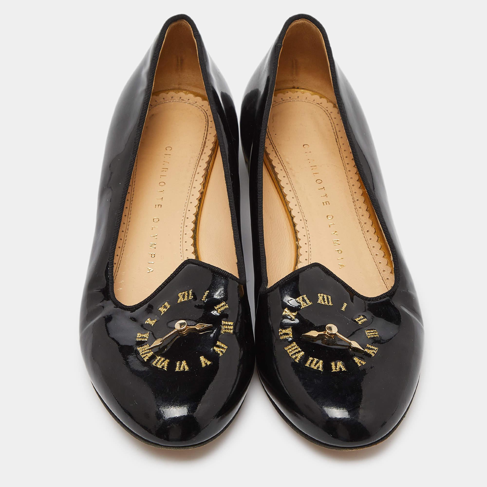 Charlotte Olympia Lackleder Modeably Late Clock Face Smoking Slippers 36 (Schwarz) im Angebot