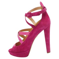 Charlotte Olympia Bombas con correa al tobillo de ante y piel de serpiente rosa talla 41