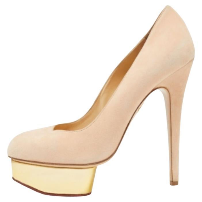 Charlotte Olympia Bombas de plataforma Debbie de ante rosa Talla 39.5