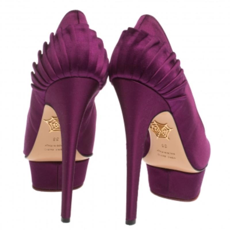 Nero Charlotte Olympia, raso viola, Paloma, con plateau a pieghe a ventaglio, misura 38 in vendita