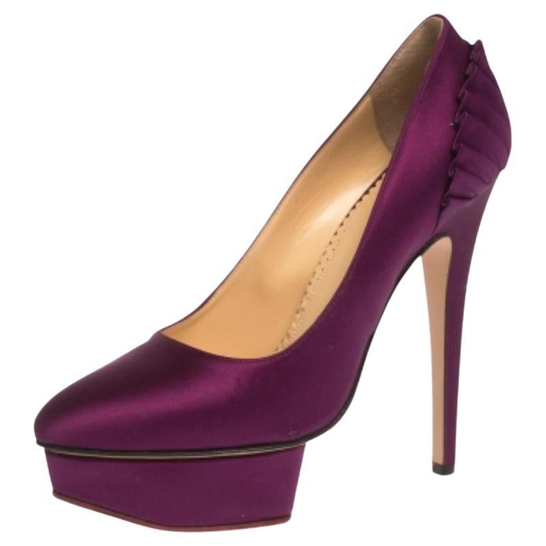 Charlotte Olympia, raso viola, Paloma, con plateau a pieghe a ventaglio, misura 38 in vendita