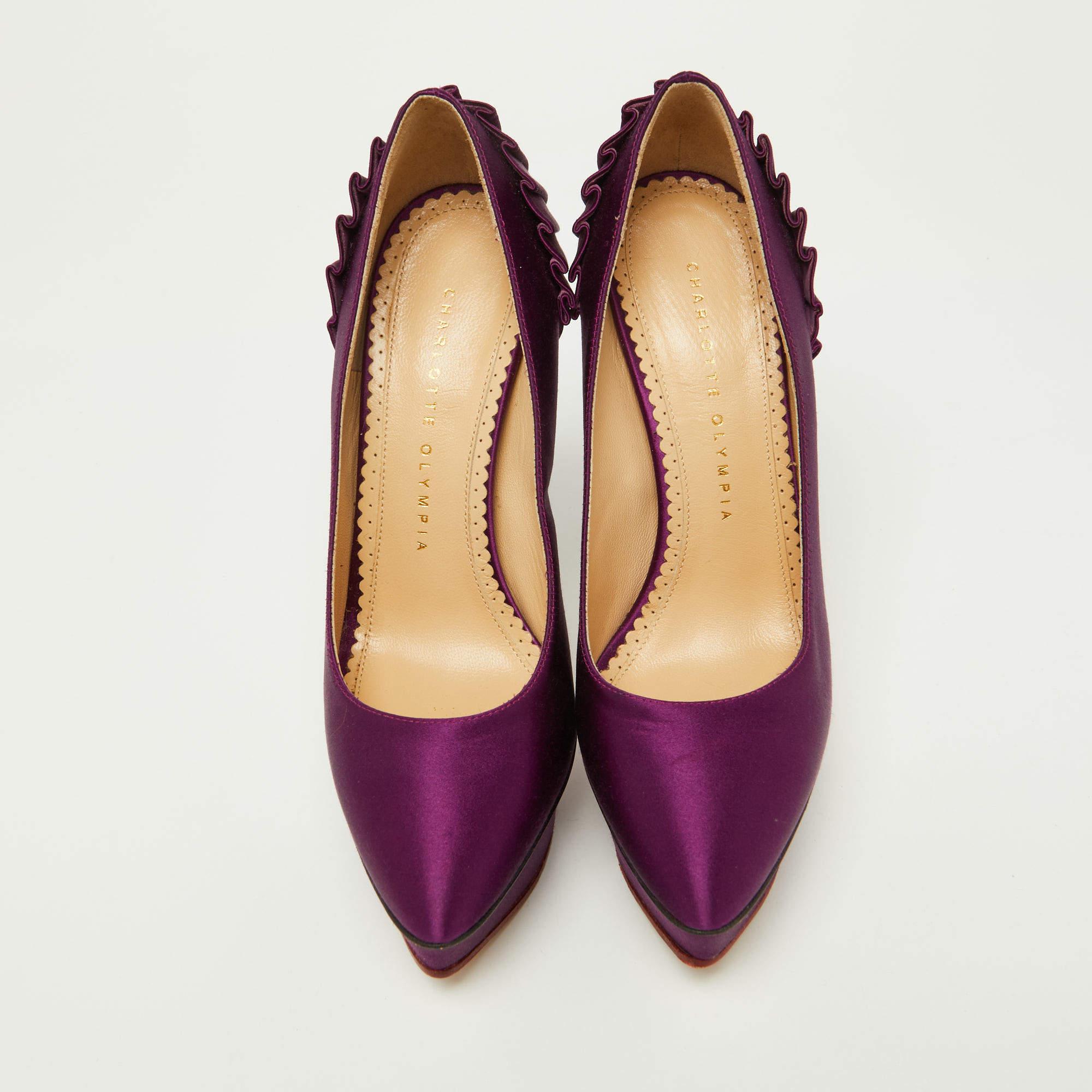Charlotte Olympia Purple Satin Platform Pumps Size 36 In Good Condition For Sale In Dubai, Al Qouz 2