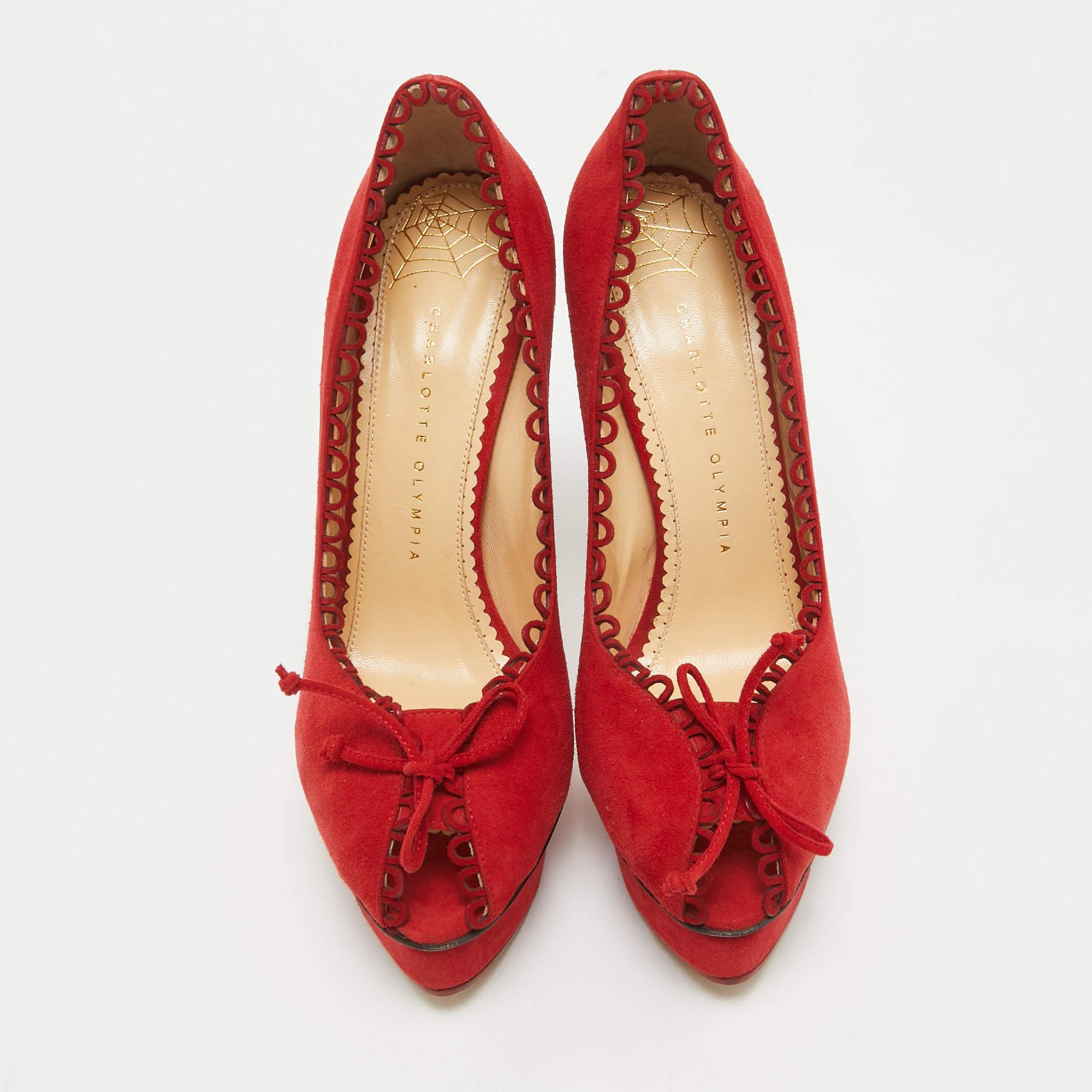 Rouge Charlotte Olympia escarpins à plateforme en daim rouge taille 40,5 en vente